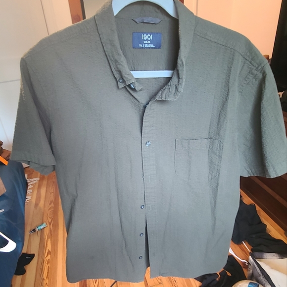 Textured Green Dress Shirt - Picture 1 of 4